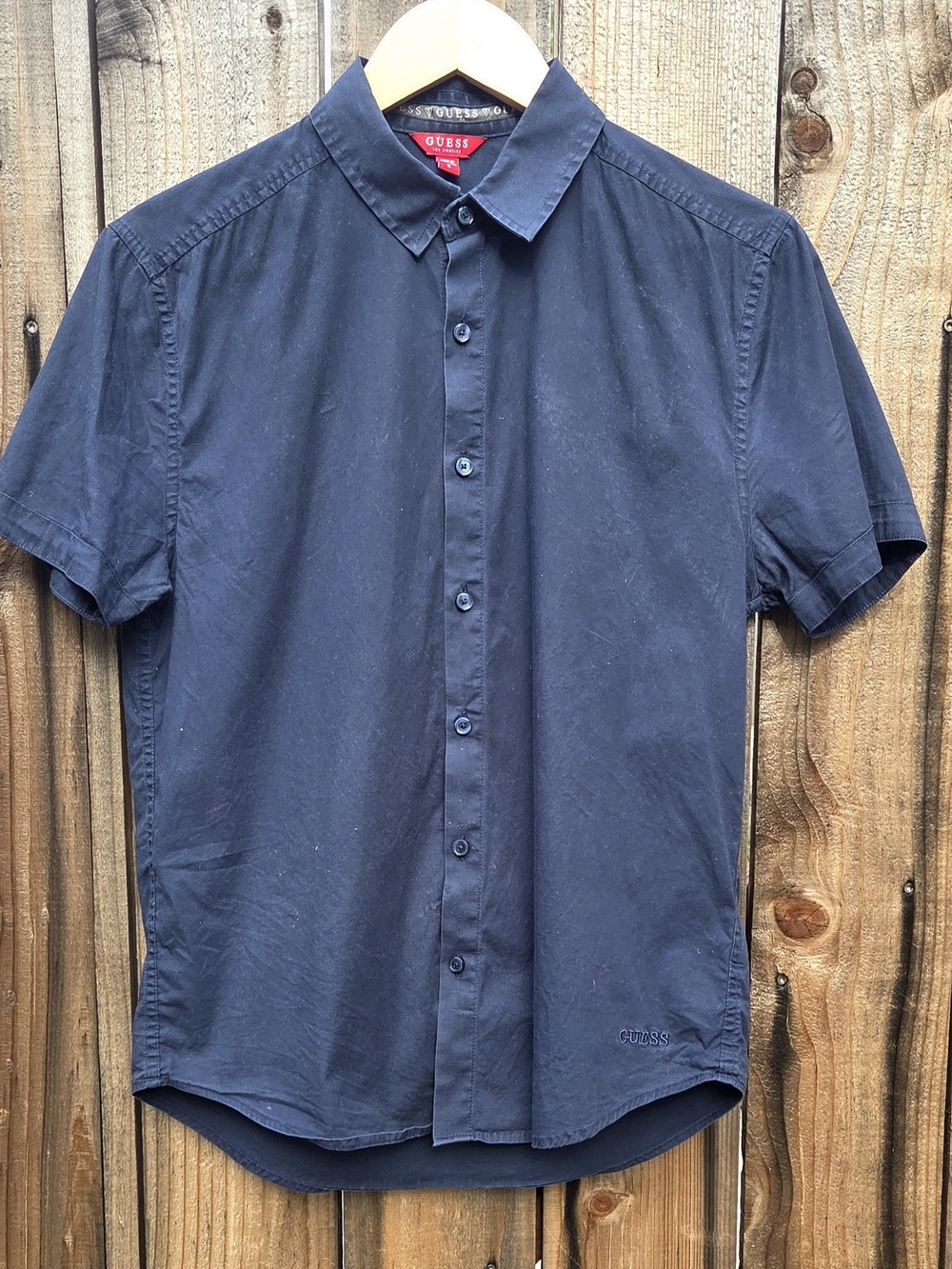 GUESS Men's Short Sleeve Button-Up Shirt in Navy Size Small Dress Shirt